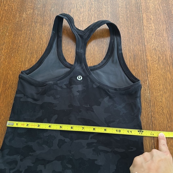 Lululemon tank - Picture 3 of 4